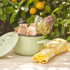 מארז סיר לבשלנים - תוצרת דרומית מהדרום והעוטף עם מוצרים בעבודת יד.