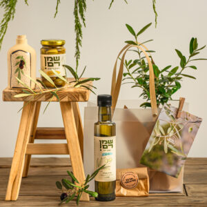 מארז זמן המסיק - תוצרת מקומית מהדרום והעוטף עם שמן זית , ומוצרים חקלאיים
